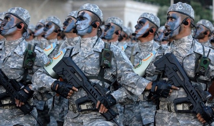 Des militaires azerbaïdjanais présents aux stages de formation internationaux